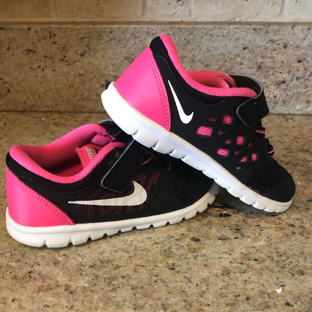 Toddler girl Nike tennis shoes